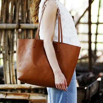 Simple designer handbags that can be customized for ladies with real leather handbags